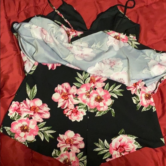 Dress - Picture 2 of 4